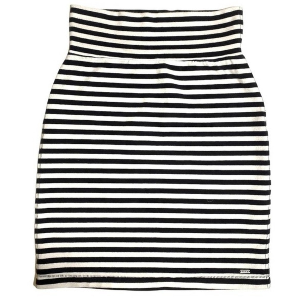 PINK VICTORIA’S SECRET Striped Fitted Stretch Mini Skirt